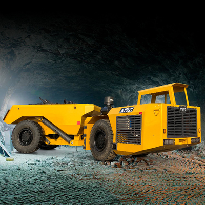 Commande à quatre roues motrices articulée diesel jaune de camion de transport de la puissance 129kW